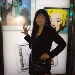 Meet your Posher, Julie